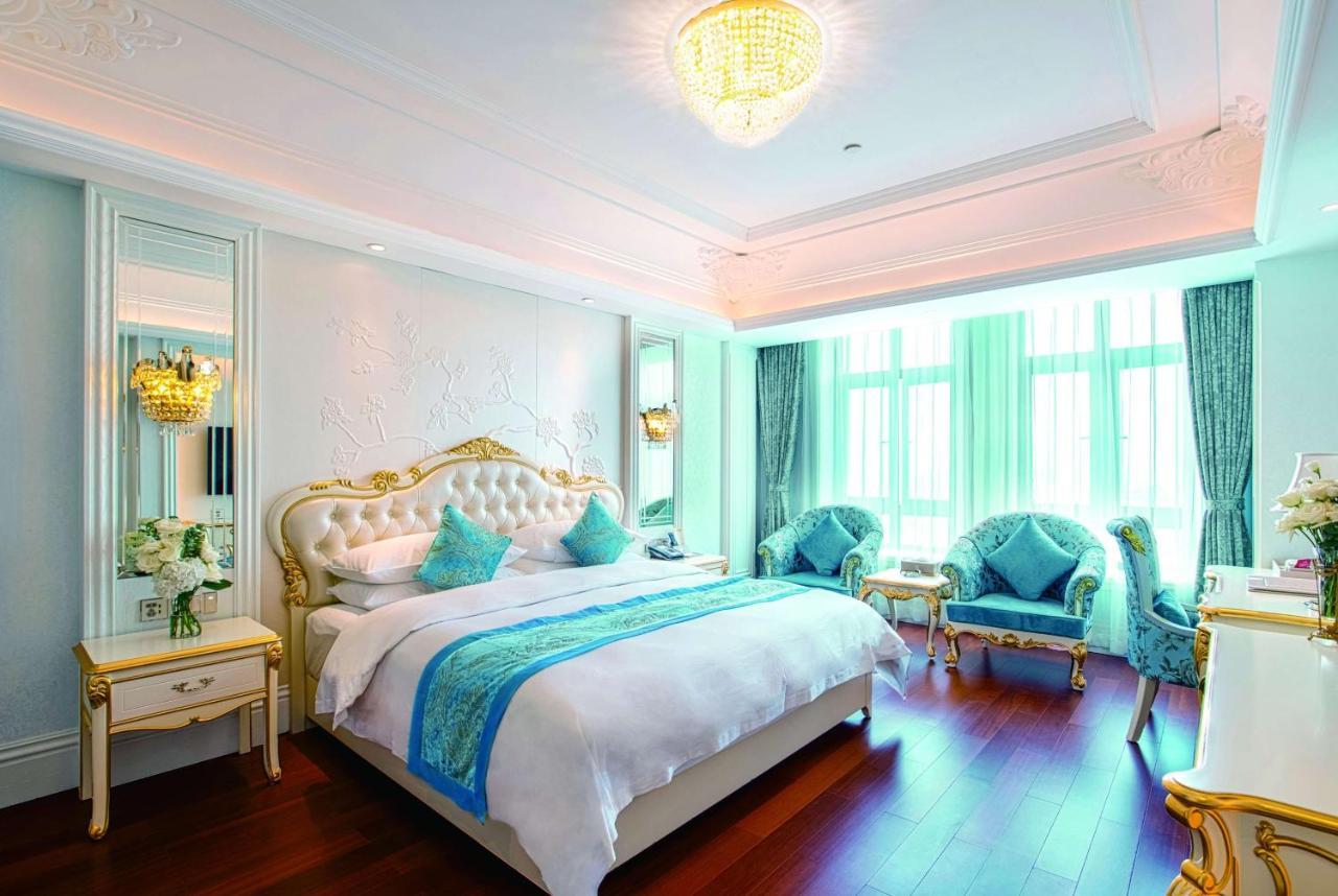 מלון Wyndham Grand Kunming East מראה חיצוני תמונה