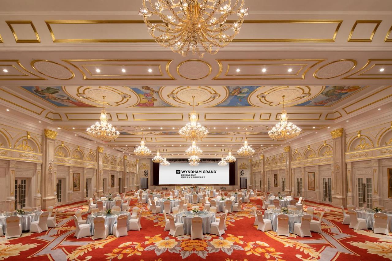 מלון Wyndham Grand Kunming East מראה חיצוני תמונה