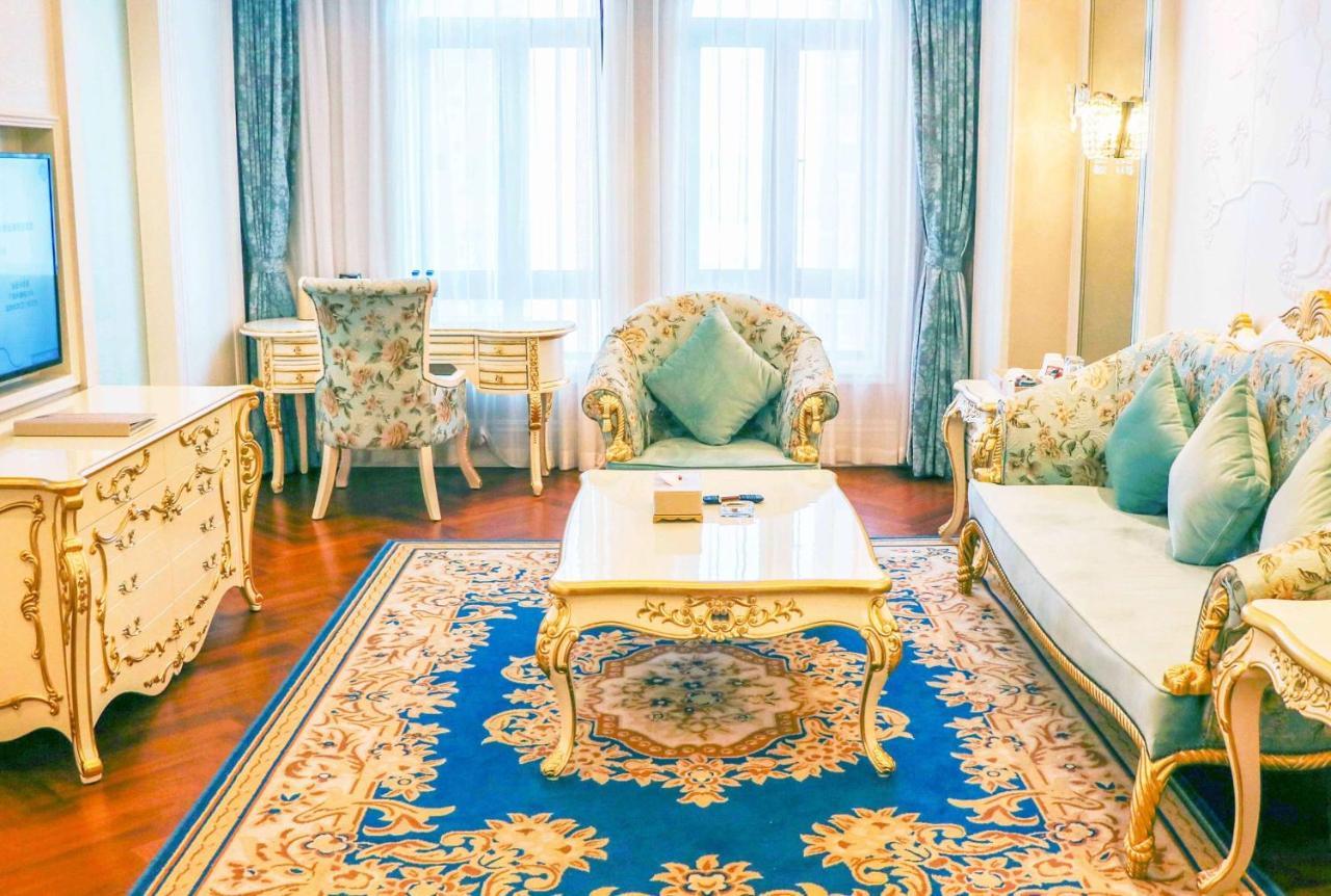 מלון Wyndham Grand Kunming East מראה חיצוני תמונה